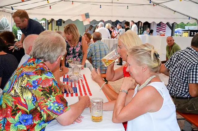 Foto 3 von 54: Sommernachtsfest 2018