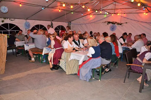 Foto 38 von 100: Sommernachtsfest 2019